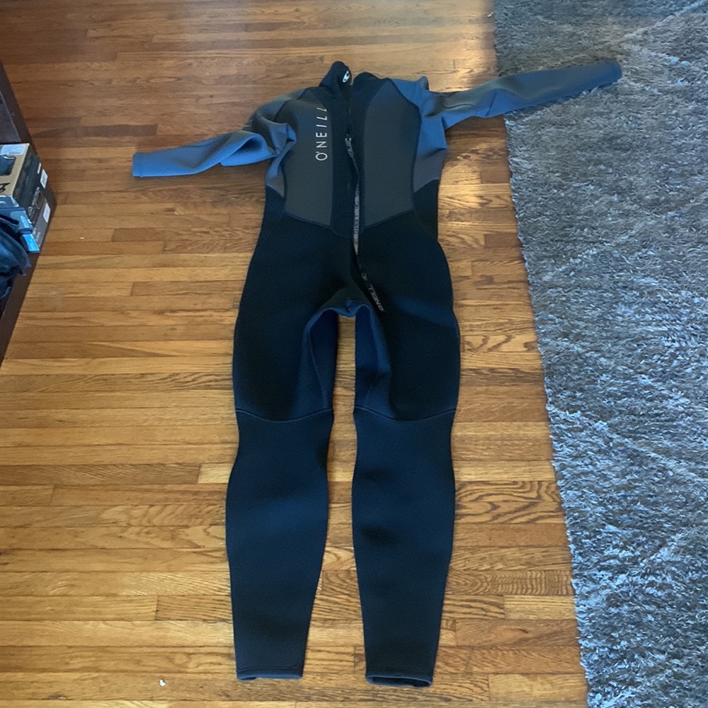 Wet suit - Picture 8 of 8